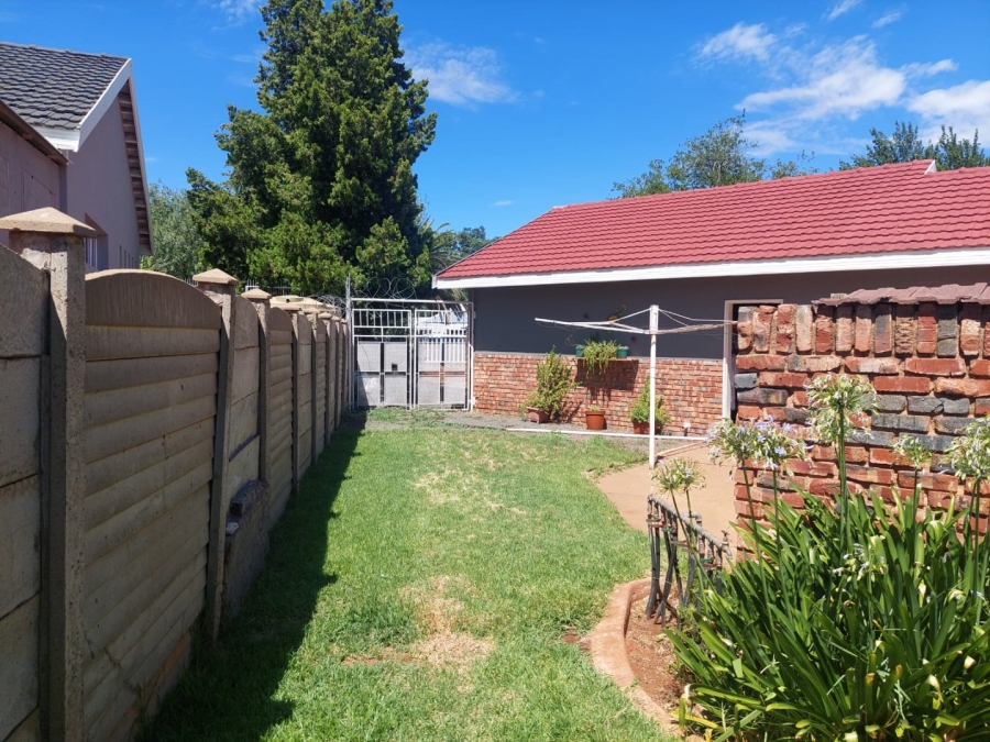 4 Bedroom Property for Sale in El Toro Park Northern Cape